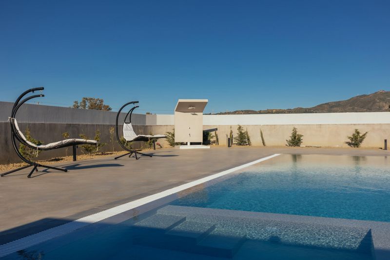 samantha villa in zante